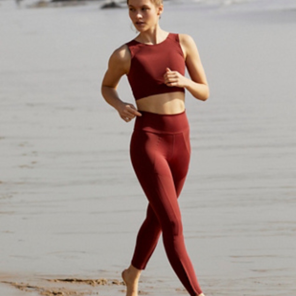 NWT Free People | Born To Run Brown Combo Legging